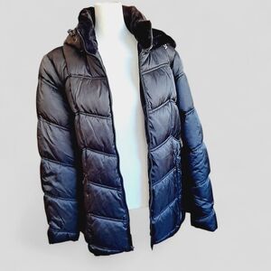 Nautica Women's Black Puffer Jacket. NWT